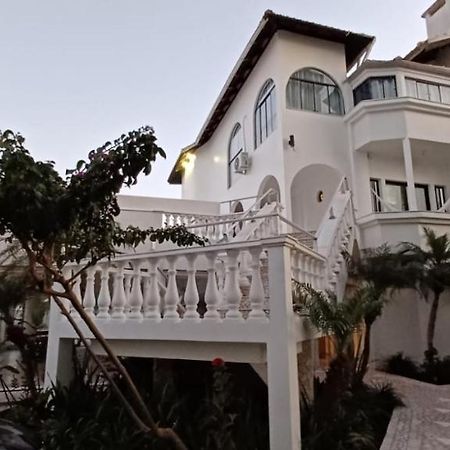Czaritza Apart Hotel Bombinhas Exterior photo